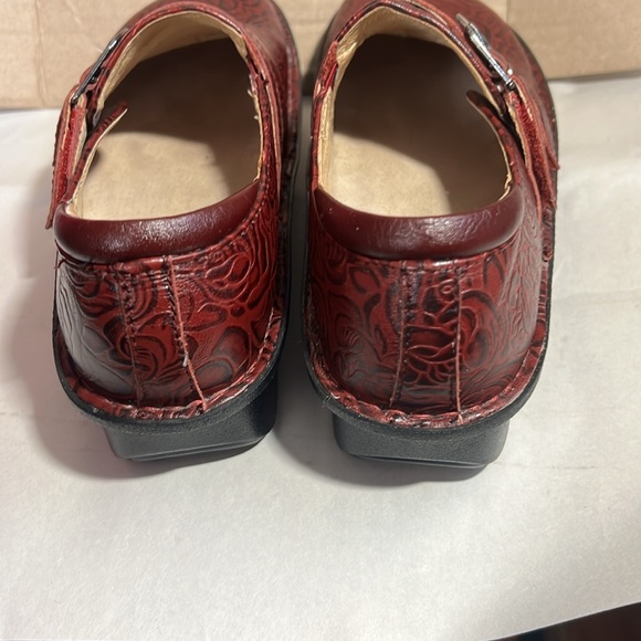 Algeria by PG Lite women clogs size 5.5 embossed leather - Picture 5 of 8